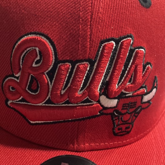 CHICAGO BULLS NBA TEAM Ultra Game Snapback Home Red Hat (Unisex) NEW - Picture 8 of 9